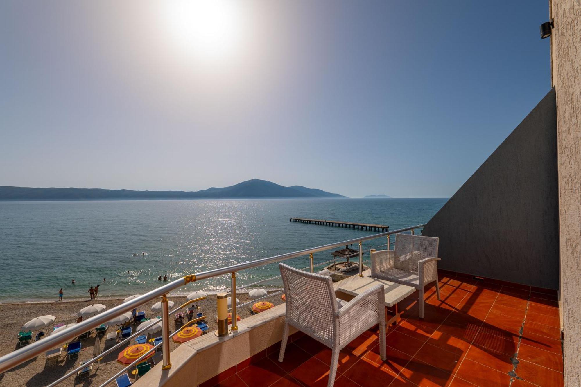 Grand Hotel Aita Radhimë Exteriér fotografie