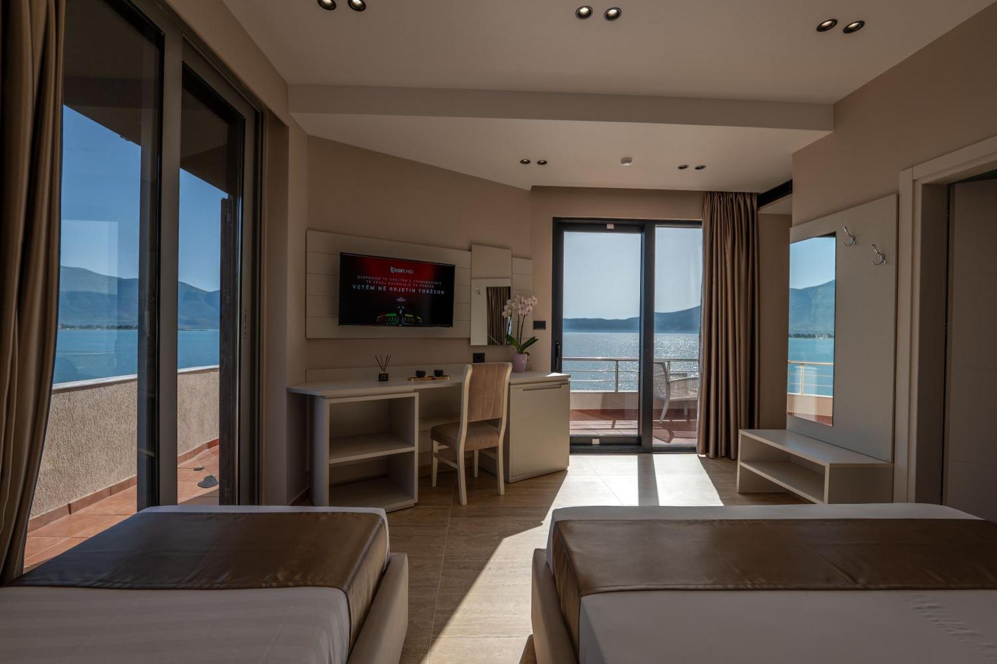 Grand Hotel Aita Radhimë Exteriér fotografie