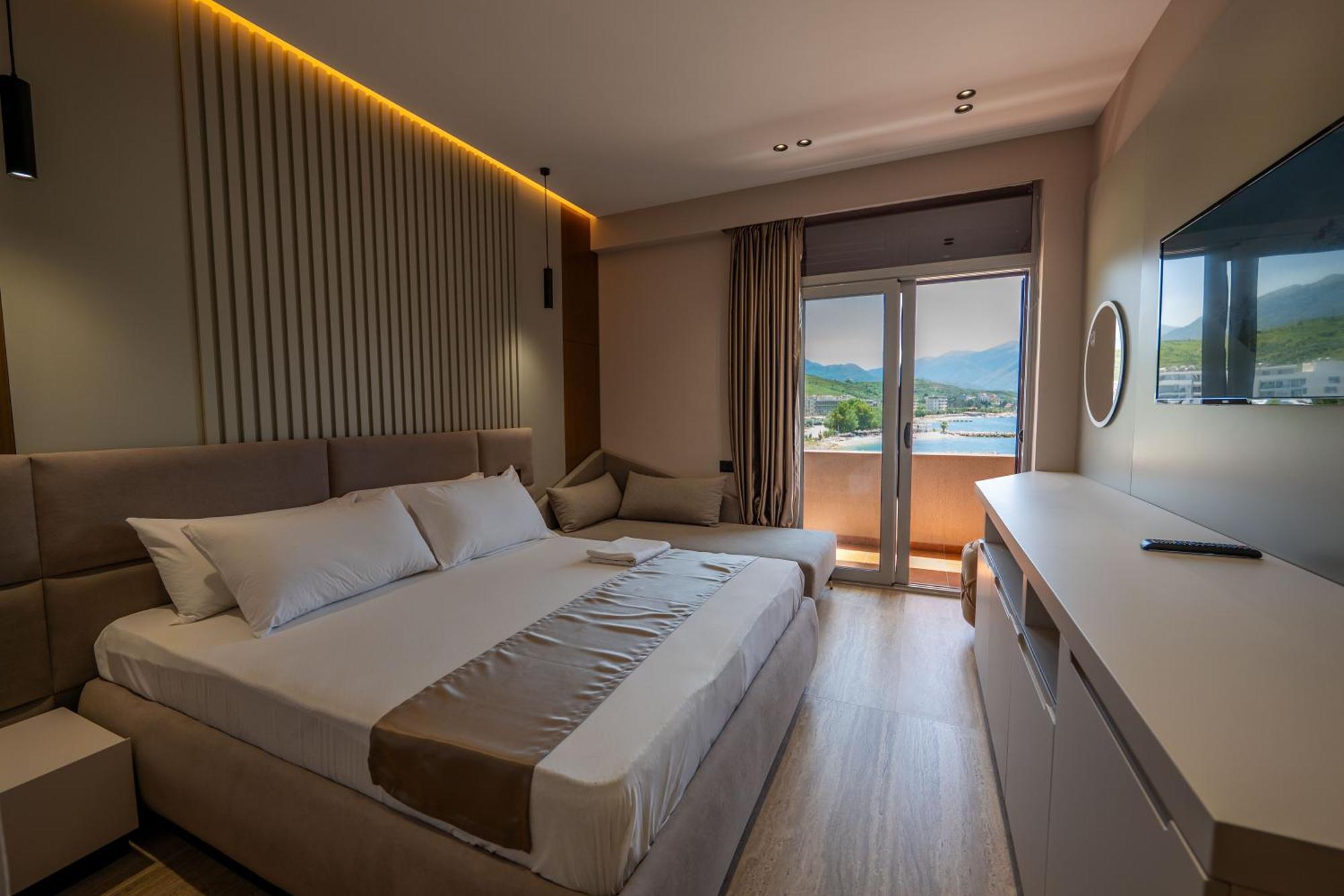 Grand Hotel Aita Radhimë Exteriér fotografie