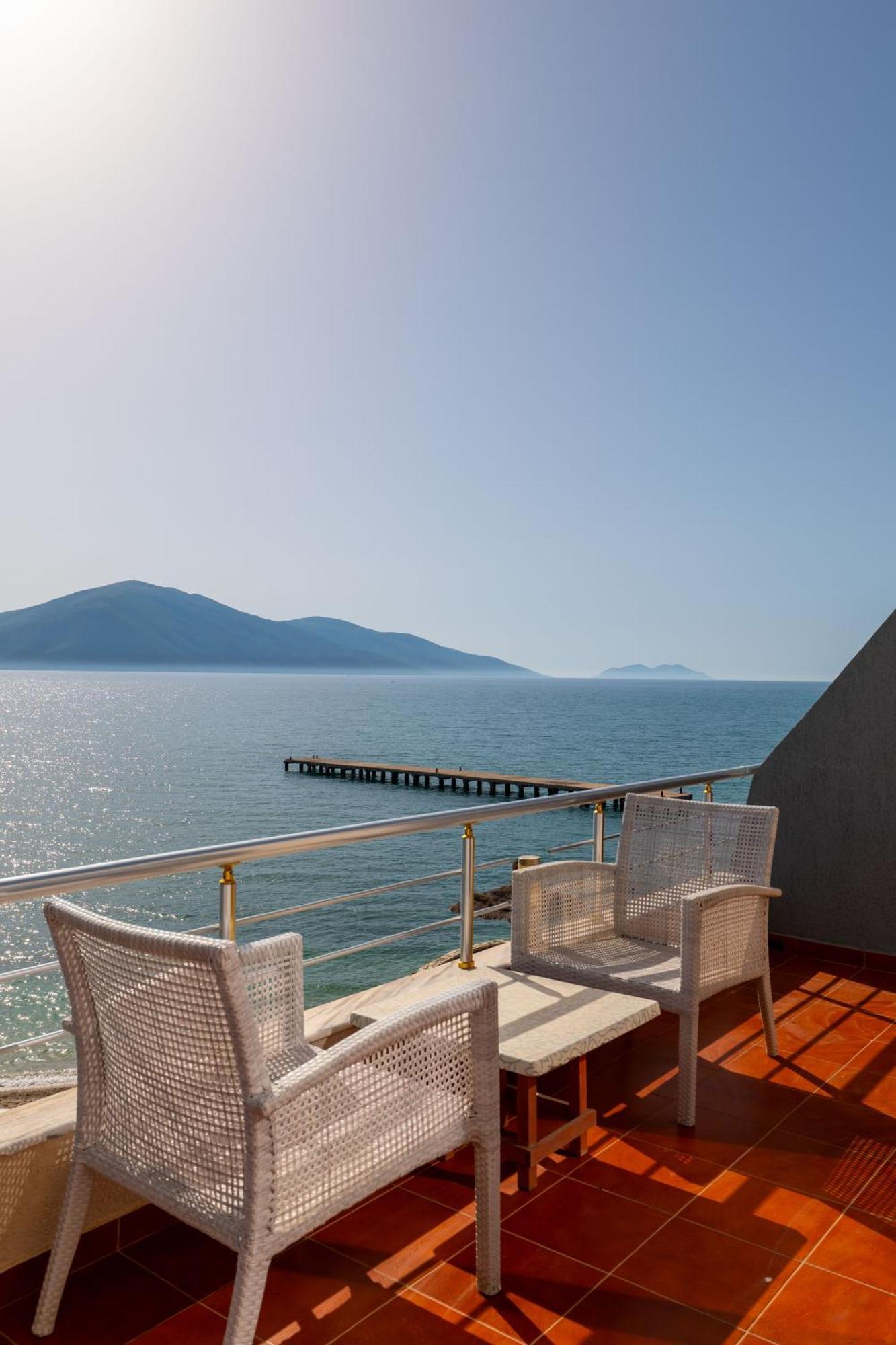 Grand Hotel Aita Radhimë Exteriér fotografie